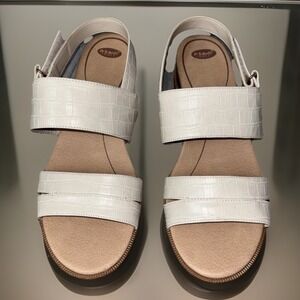 Dr Scholls Freestone Wedge Sandals Crocodile Embossed Cream Women Size 10